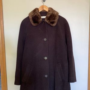 90s Isaac Mizrahi cocoon coat with faux fur collar